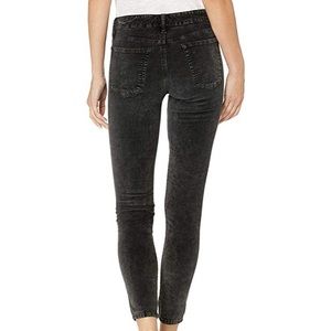 Lucky brand ava skinny mid rise velvet jeans 4/27